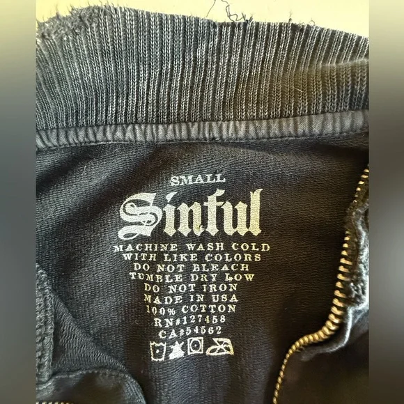 Vintage Y2K Affliction + Sinful Black Women's Graphic Zip Up Jacket Size Small - Picture 6 of 6